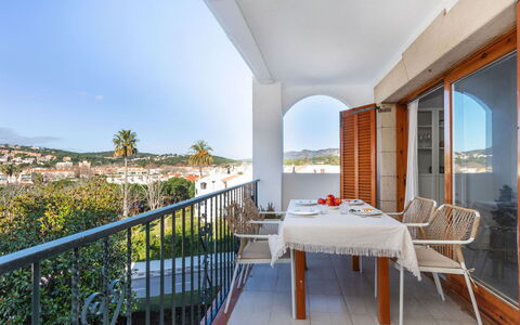Jardins de S'Agaro: Apartment, Balcony, Houseplant, Chair, Major Appliance, Kitchen, Kitchen Appliance, Villa, Penthouse Apartment, Hotel