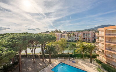 Accommodation:&nbsp;Le Riviera 399.1
