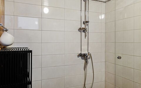 Saajola: Bathroom, Wall, Plumbing Fixture, Flooring, Shower Head, Floor, Interior Design, Plumbing, Shower, Tile