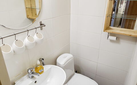 Saajola: Bathroom, Plumbing Fixture, Toilet Seat, Toilet, Sink, Interior Design, Flooring, Tap, Bathroom Sink, Plumbing