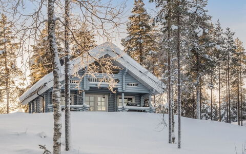 Puljunharju: Rural Area, Hill Station, Village, Mountain Range, Valley, Mountain Village, Alps, Eco Hotel, Balcony, Hotel