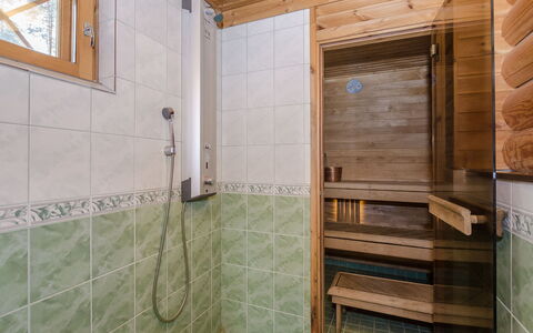 Villa Tunturitervakko: Furniture, Interior Design, Flooring, Floor, Table, Ceiling, Kitchen & Dining Room Table, Lighting, Chair, Home