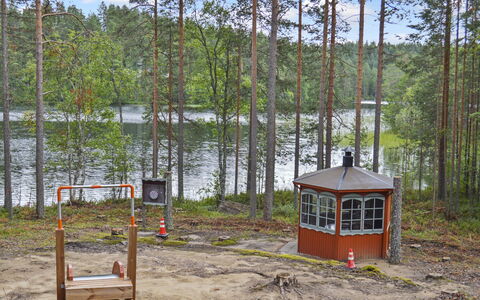Villa Käpytikka: Bed, Furniture, Bedroom, Interior Design, Bedding, Bed Sheet, Flooring, Wood, Floor, Room
