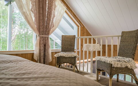 Kaislaranta: Furniture, Interior Design, Flooring, Floor, Table, Ceiling, Kitchen & Dining Room Table, Lighting, Chair, Home