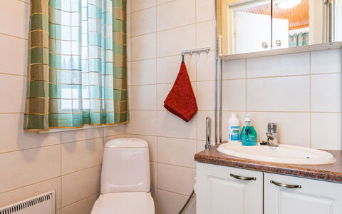Wanha Karminranta: Furniture, Interior Design, Flooring, Floor, Table, Ceiling, Kitchen & Dining Room Table, Lighting, Chair, Home