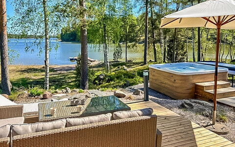 Villa Havet: Mountainous Landforms, Mountain, Hill, Mountain Range, Natural Landscape, Highland, Valley, Hill Station, Ridge, Rural Area