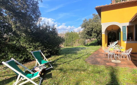 Il Frutteto: Furniture, Property, Sky, Plant, Cloud, Chair, Table, Azure, Outdoor Furniture, Tree