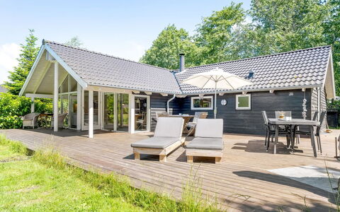 Silke - 600M from the Sea: Grass, Grassland, Landscape, Ecoregion, Plain, Plant Community, Land Lot, Outdoor Furniture, Prairie, Shrubland