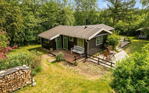 Bonde - 800M to the Fjord: House, Cottage, Home, Garden, Garden Buildings, Siding, Yard, Estate, Lawn, Farmhouse