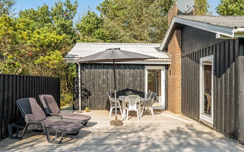 Swenki - 700M from the Sea: Roof, House, Home, Cottage, Door, Siding, Deck, Porch, Plank, Hardwood
