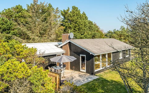 Swenki - 700M from the Sea: Roof, House, Home, Cottage, Door, Siding, Deck, Porch, Plank, Hardwood