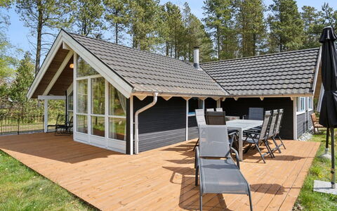 Nonni - 150M from the Sea: Furniture, Interior Design, Flooring, Floor, Ceiling, Room, Chair, Table, Apartment, Kitchen & Dining Room Table