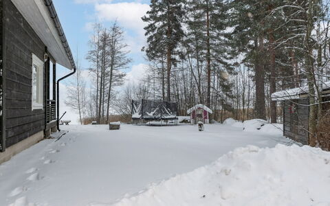Villa Lagerlöf: Tree, Bank, House, Cottage, Lake, Pond, Forest, Log Cabin