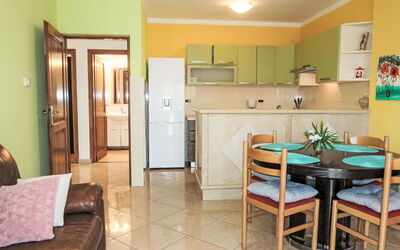 Accommodation:&nbsp;Victory 832.2