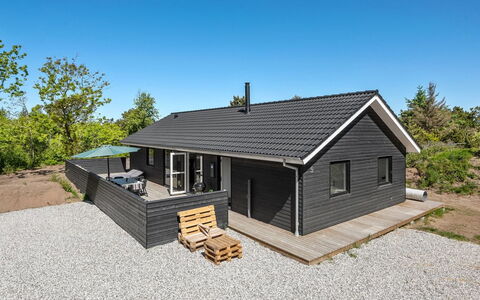 Merve - 800M to the Fjord: House, Roof, Home, Cottage, Shed, Garden Buildings, Siding, Yard, Log Cabin, Hut