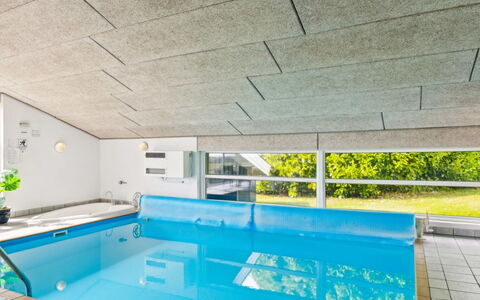 Katharine - 175M from the Sea: Wood, Home, Porch, Deck, Hardwood, Roof, Wood Stain, Wood Flooring, Eco Hotel