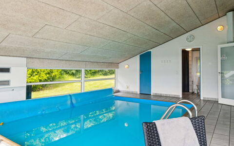 Katharine - 175M from the Sea: Wood, Home, Porch, Deck, Hardwood, Roof, Wood Stain, Wood Flooring, Eco Hotel
