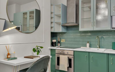 Accommodation:&nbsp;Kensington Heights 306.1