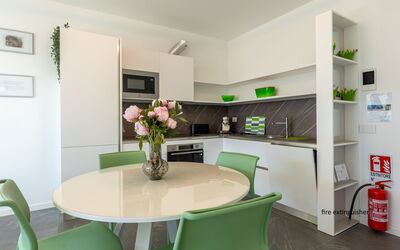 Accommodation:&nbsp;Le Lac 165.1