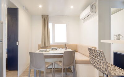 Accommodation:&nbsp;Baia Holiday Gasparina 687.4