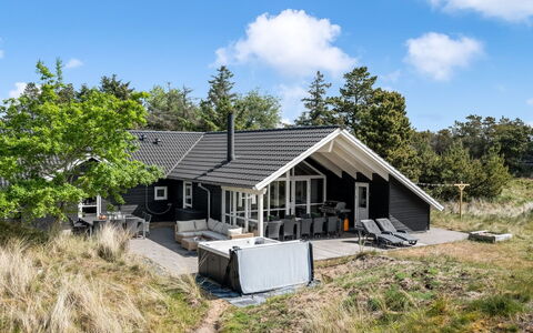 Jeldrik - 1.5Km from the Sea