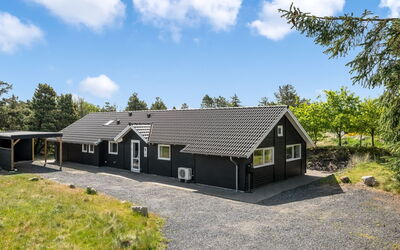 Jeldrik - 1.5Km from the Sea