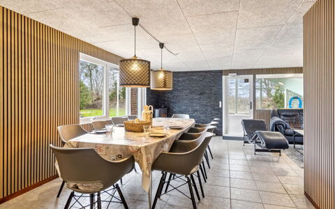 Fidelia - 400M from the Sea: Ceiling, Flooring, Interior Design, Floor, Composite Material, Furniture, Resort, Hotel, Design, Daylighting