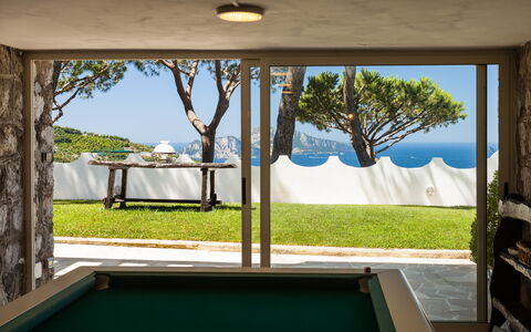 Villa Il Sole Di Sorrento: Property, Building, Plant, Azure, Nature, Shade, Window, Lighting, Architecture, Interior Design