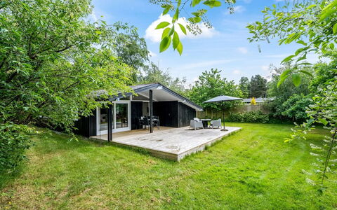 Krum - 250M from the Sea: Wood, Roof, Architecture, Home, House, Cottage, Siding, Hardwood, Slope, Estate