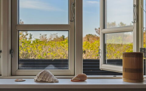 Baarde - 60M from the Sea: Roof, Home, Door, Cottage, Shade, Siding, Yard, Estate, Backyard