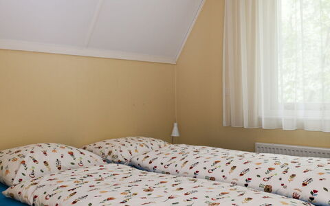 Ruiten Aa Comfort: Furniture, Property, Building, Window, Azure, Textile, Interior Design, Comfort, House