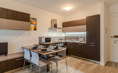 Accommodation:&nbsp;Ilaria 101.6