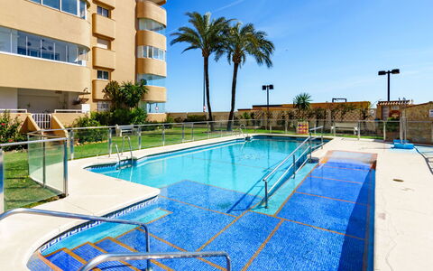 Fuengirola 605: Water, Building, Sky, Plant, Window, Swimming Pool, Azure, Tree, Shade, House