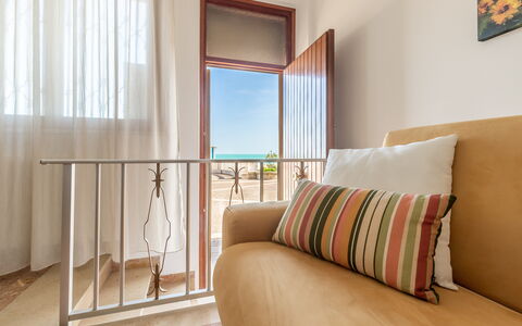 Casa Rivamare: Furniture, Property, Comfort, Building, Picture Frame, Wood, Interior Design, Shade, Flooring, Bed Frame