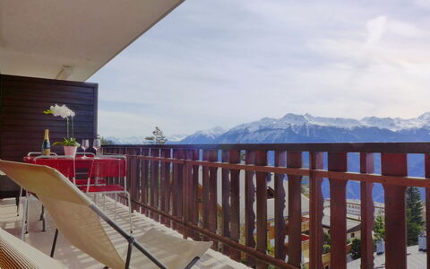 Crans-Montana 666: Sky, Cloud, Fence, Wood, Body Of Water, Shade, Porch, Mountain, Real Estate, Leisure
