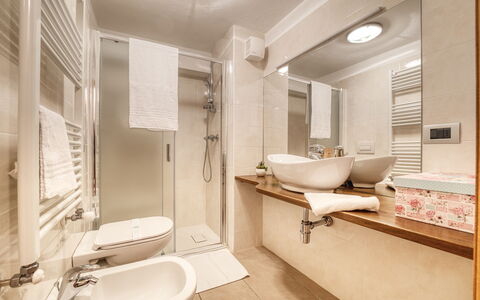 Accommodation:&nbsp;Appartamento In Centro Paese Ronco 2