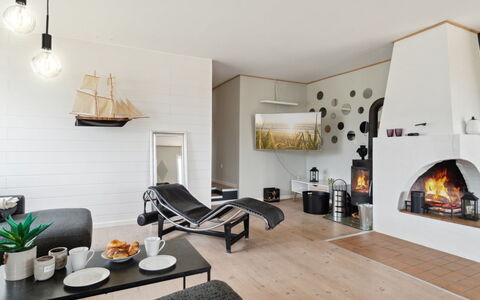 Fridgerd - 4.8Km from the Sea: Furniture, Interior Design, Flooring, Floor, Ceiling, Room, Chair, Table, Apartment, Kitchen & Dining Room Table