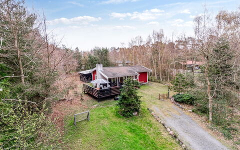 Betti - 700M from the Sea: Wood, Roof, Architecture, Home, House, Cottage, Siding, Hardwood, Slope, Estate