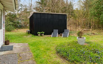 Betti - 700M from the Sea