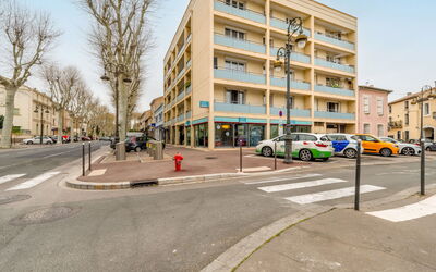 Les Platanes