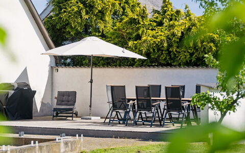Teodora - 3Km from the Sea: Grass, Grassland, Landscape, Ecoregion, Plain, Plant Community, Land Lot, Outdoor Furniture, Prairie, Shrubland