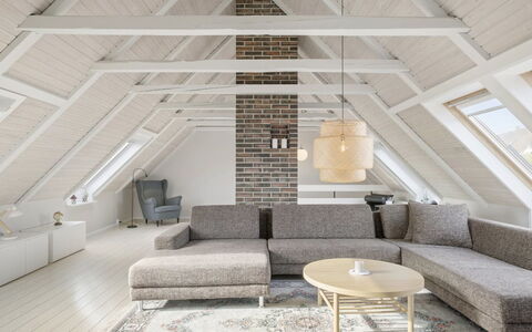 Edin - 100M from the Sea: Flooring, Interior Design, Wood, Floor, Ceiling, Furniture, Light Fixture, Lighting, Architecture, Living Room