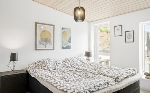 Edin - 100M from the Sea: Furniture, Interior Design, Bed, Bedroom, Wood, Ceiling, Flooring, Floor, Bedding, Room