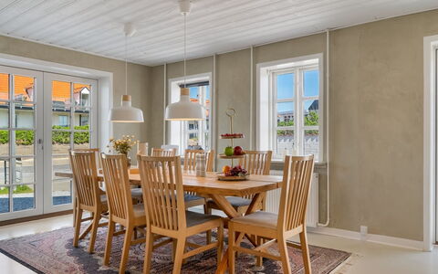 Edin - 100M from the Sea: Furniture, Flooring, Interior Design, Floor, Wood, Table, Wood Flooring, Dining Room, Ceiling, Kitchen & Dining Room Table