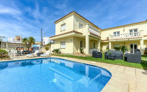 Accommodation:&nbsp;Muga 169.8