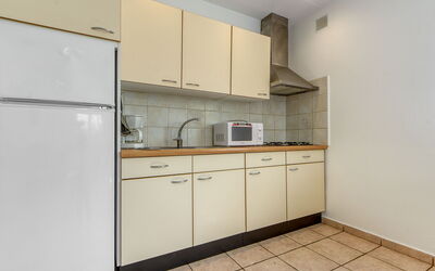 Accommodation:&nbsp;Muga 169.4