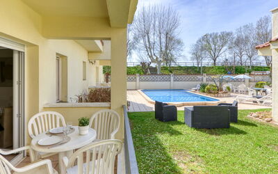 Accommodation:&nbsp;Muga 169.8