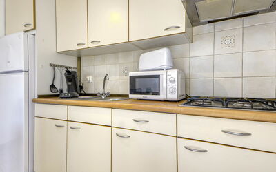 Accommodation:&nbsp;Muga 169.1