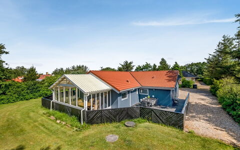 Ingelis - 150M to the Fjord: Mountainous Landforms, Mountain, Hill, Mountain Range, Hill Station, Human Settlement, Urban Design, Alps, Valley, Summit