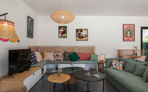 La Villa Agapanthes: Furniture, Interior Design, Flooring, Couch, Floor, Wood, Table, Living Room, Room, Lighting